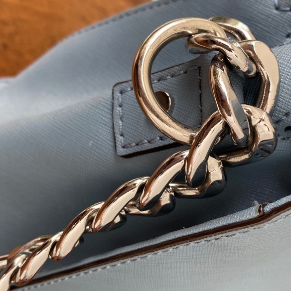 Michael Kors NORTH SOUTH HAMILTON SAFFIANO Bag - Picture 6 of 12